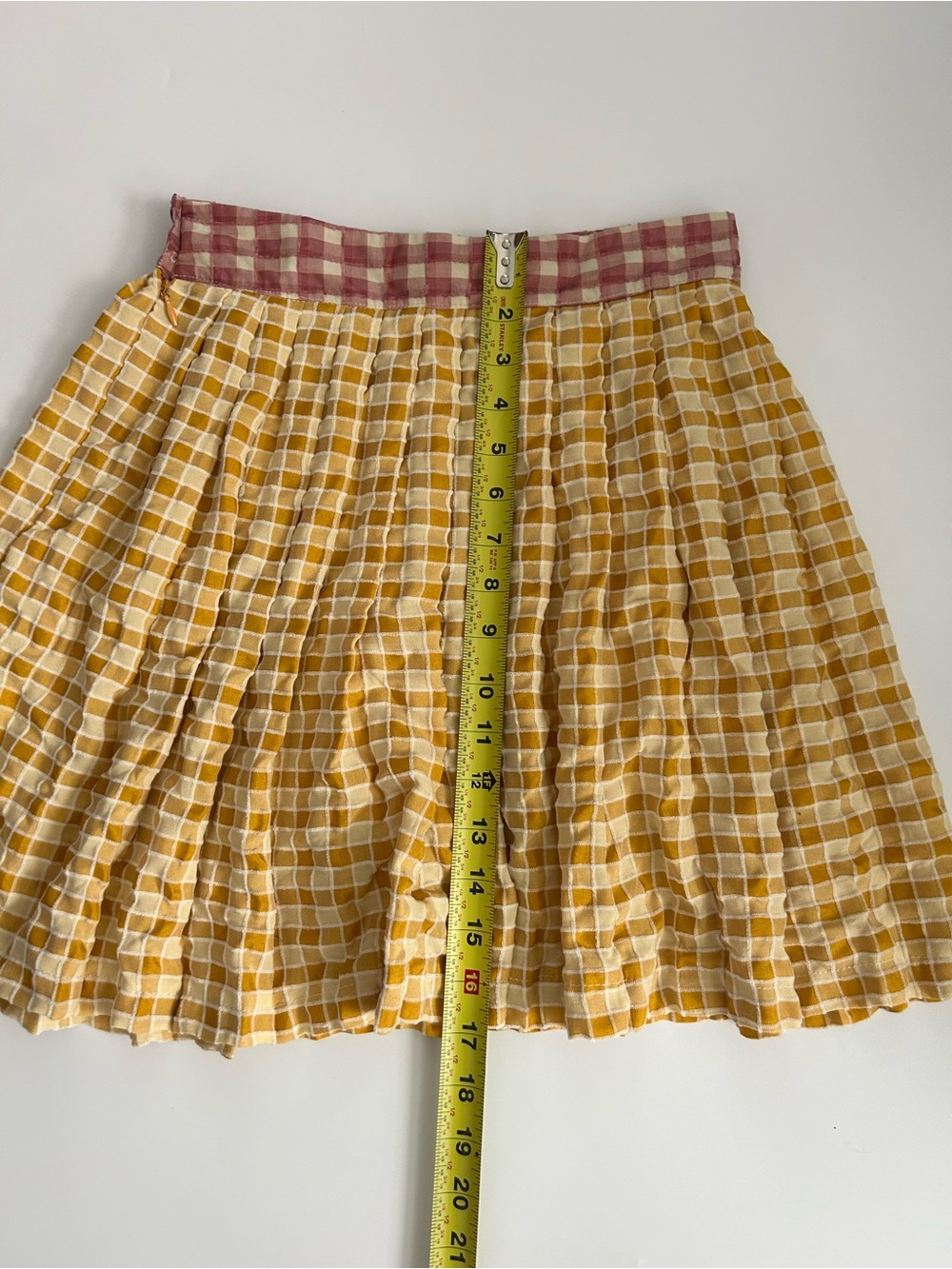 Lisa Says Gah! Meg Plaid Pleated Mini Skirt
XS
Boho
Street
Classic
Preppy
$160 - Picture 8 of 8